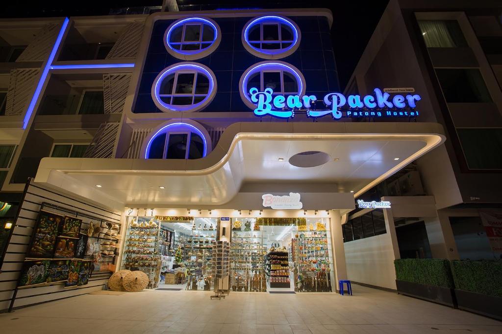 Отель, Bearpacker Patong Hostel