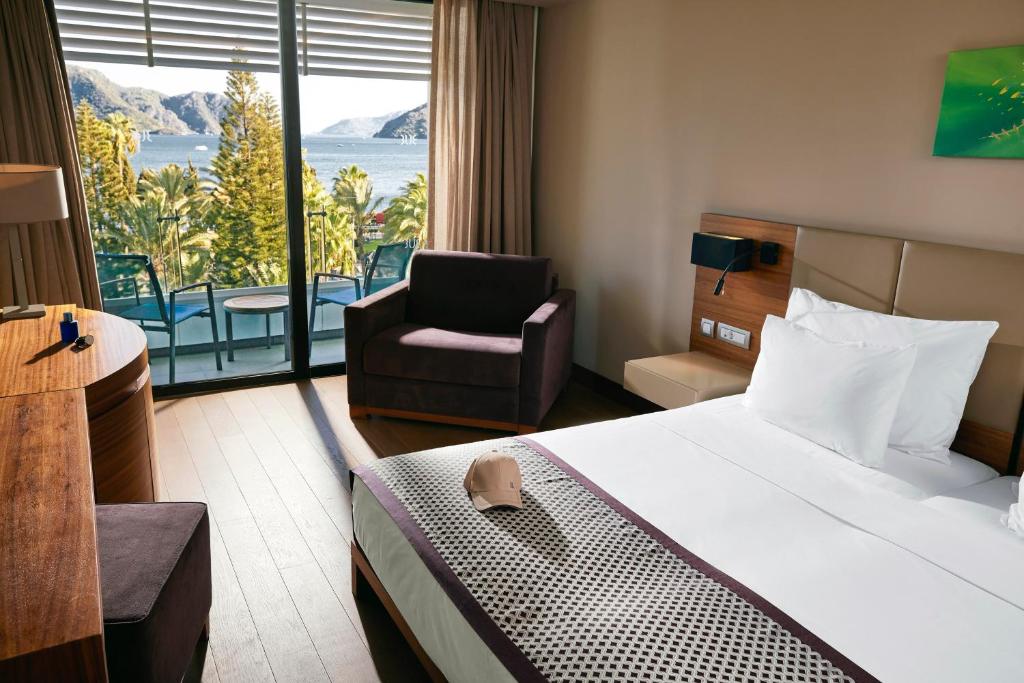 Гарячі тури в готель Tui Blue Grand Azur (Tui Hotels Grand Azur, D-Resort Grand Azur Marmaris)
