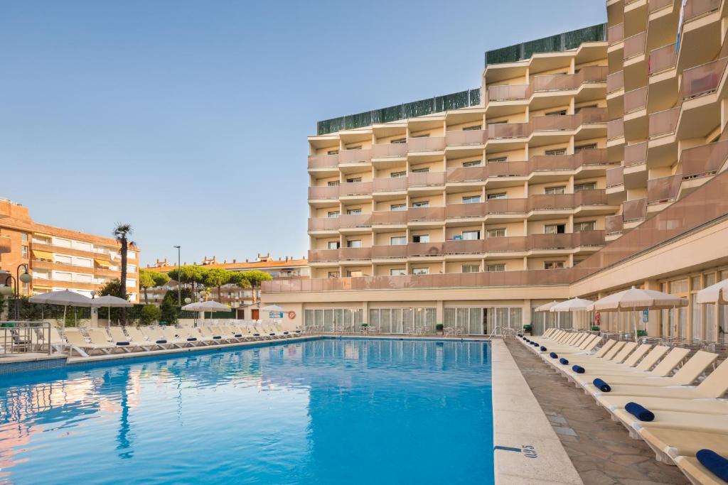 Tours to the hotel H.top Royal Beach Costa Brava