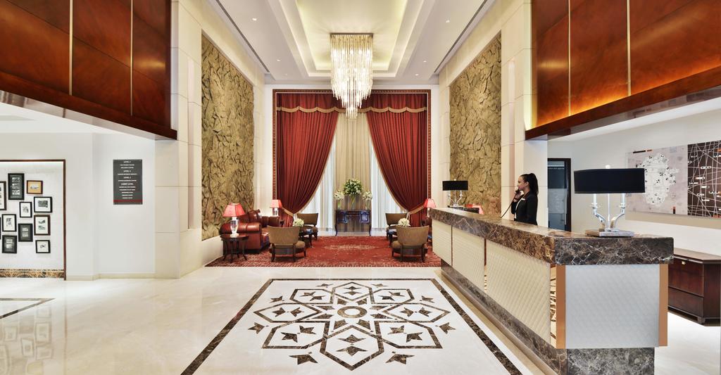 Marriott Suites Pune (ex. Oakwood Premier Pune), tourists photos