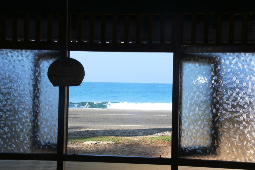 Отдых в отеле Akurala Beach Хиккадува Шри-Ланка