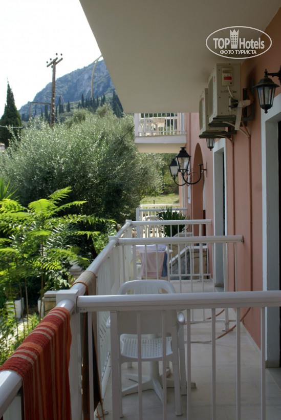 Hot tours in Hotel Evi-Ariti Apartments Corfu (island)