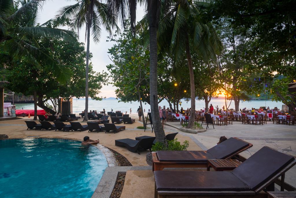 Hotel rest Sand Sea Resort Krabi