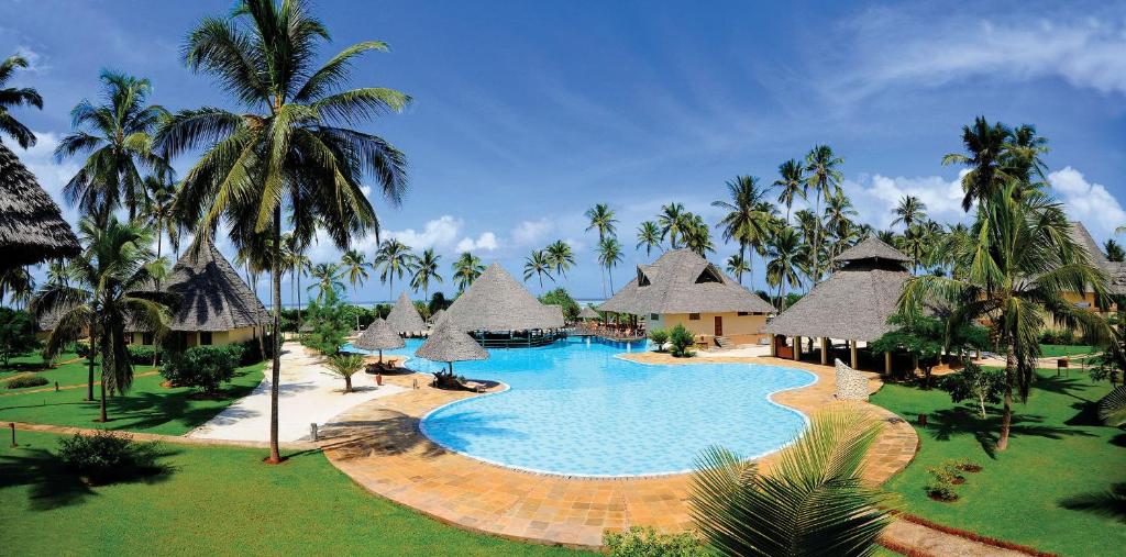 Neptune Pwani Beach Resort & Spa, Пвані-Мчангані, Танзанія, фотографії турів