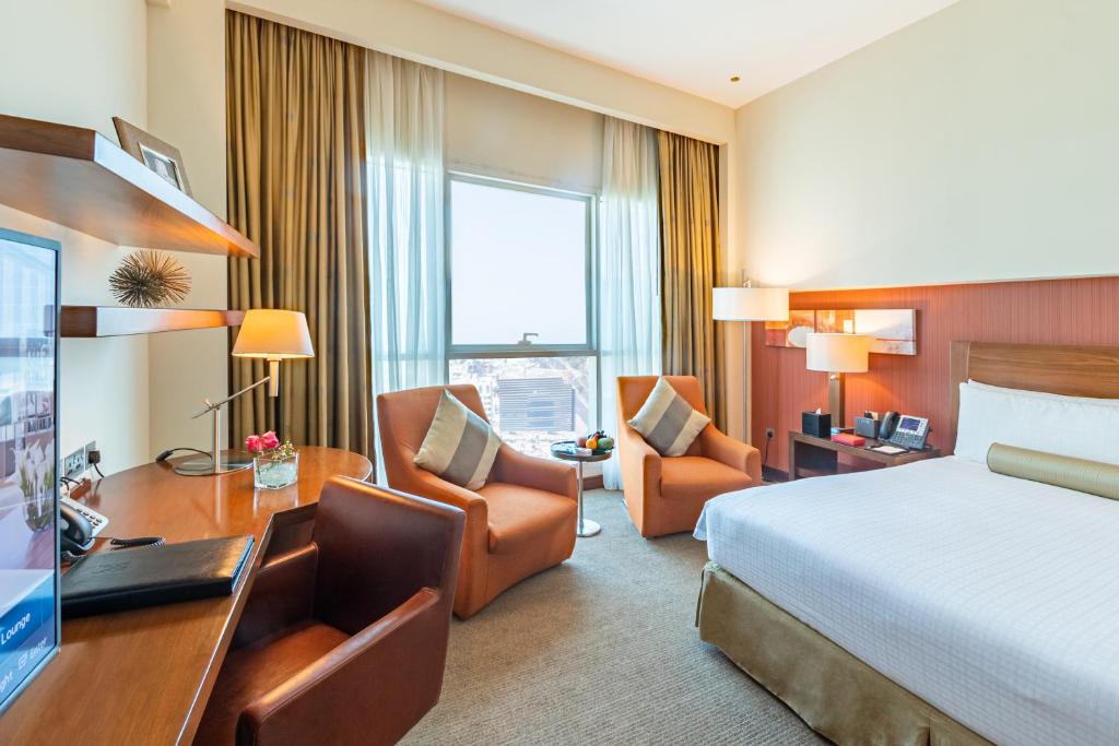 Hotel guest reviews Grand Millenium Al Wahda Hotel