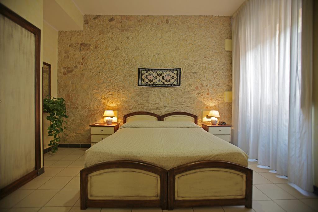 Горящие туры в отель Affittacamere Arcobaleno Сардиния (остров)