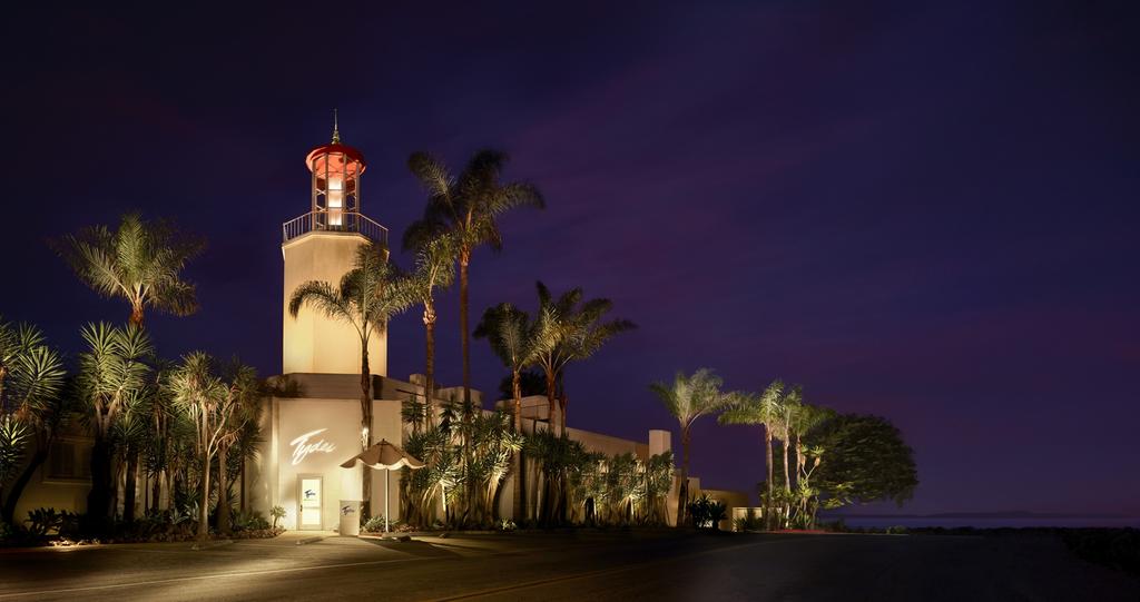 Отдых в отеле Four Seasons Resort The Biltmore Santa Barbara Санта-Барбара