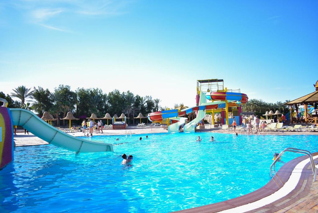 Parrotel Aqua Park Resort (ex. Park Inn) цена