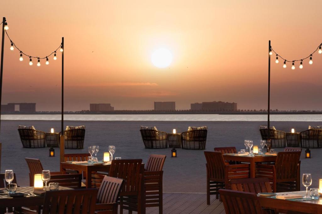 Рас-эль-Хайма The Ritz-Carlton Ras Al Khaimah Al Hamra Beach
