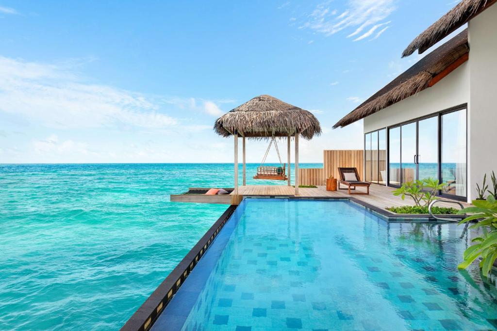 Hilton Maldives Amingiri Resort & Spa, 5, фотографии
