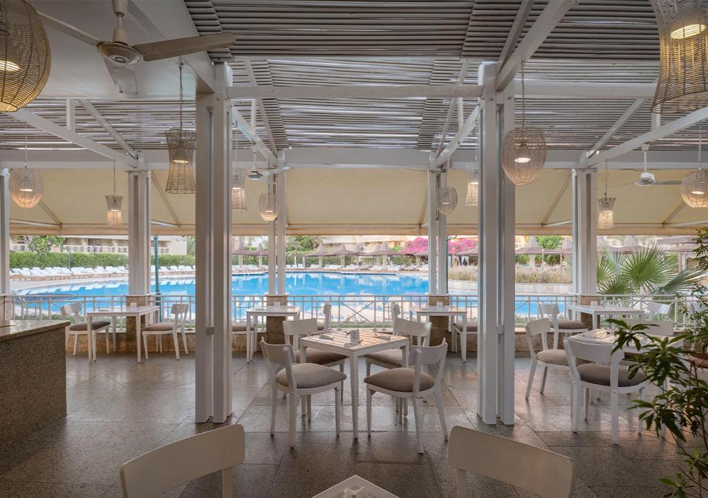 Готель, Sindbad Aqua Resort