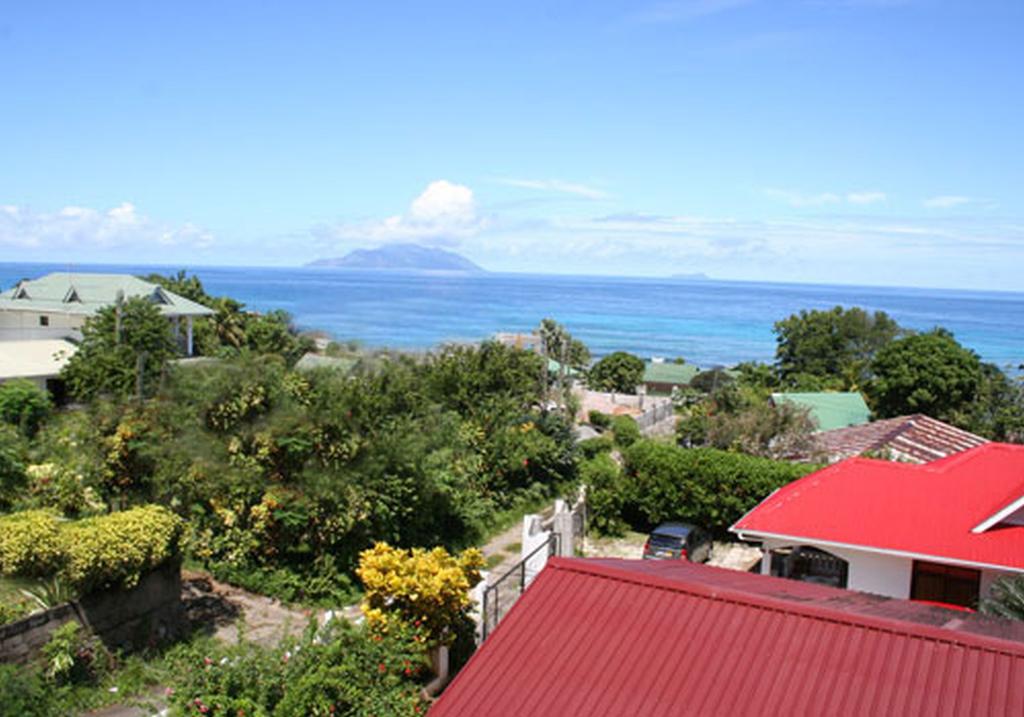 Casadani's Guest House, Сейшелы, Маэ (остров), туры, фото и отзывы