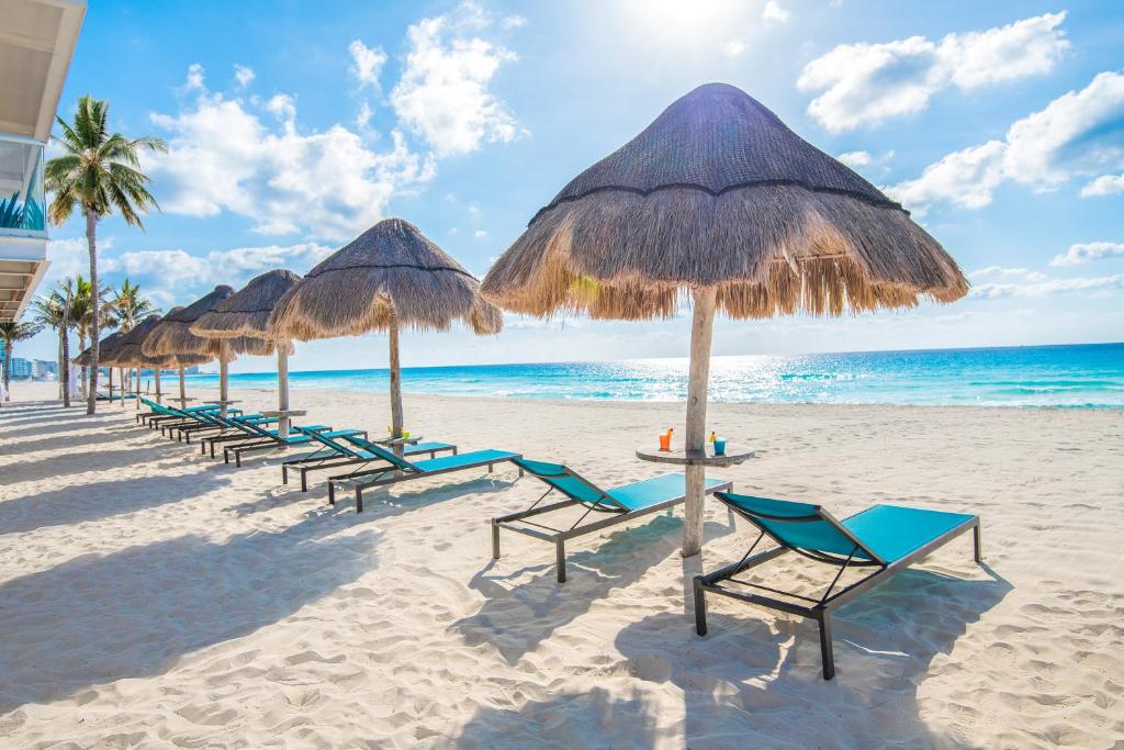 Туры в отель Wyndham Alltra Cancun All Inclusive Resort (ex. Panama Jack Resorts Cancun) Канкун