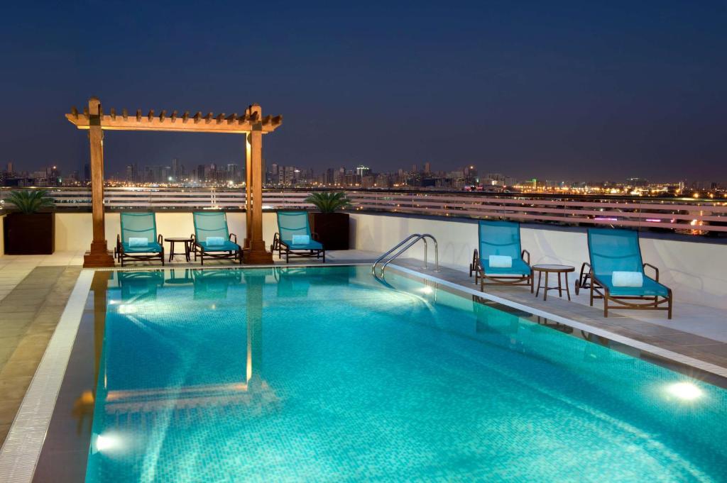 Hotel, Dubaj (miasto), Zjednoczone Emiraty Arabskie, Hilton Garden Inn Dubai Al Muraqabat