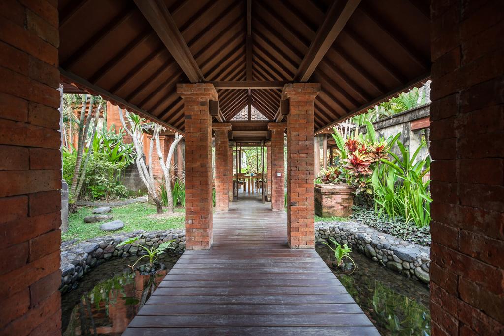 Fare Ti'i Villa by Premier Hospitality Asia Индонезия цены