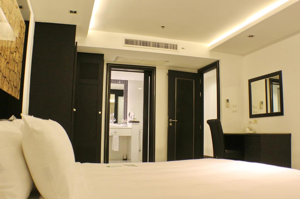 Горящие туры в отель Amari Nova Suites Паттайя Таиланд