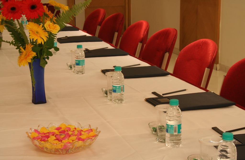 Туры в отель Krishna Palace Residency Мумбаи