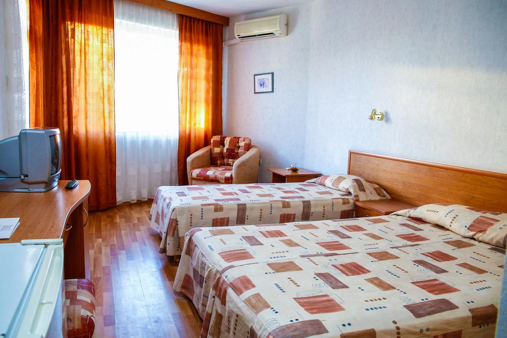 Тури в готель Sirena Кранево Болгарія