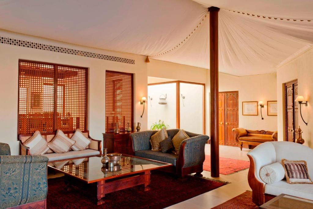 Al Maha, a Luxury Collection Desert Resort & Spa, фотографії