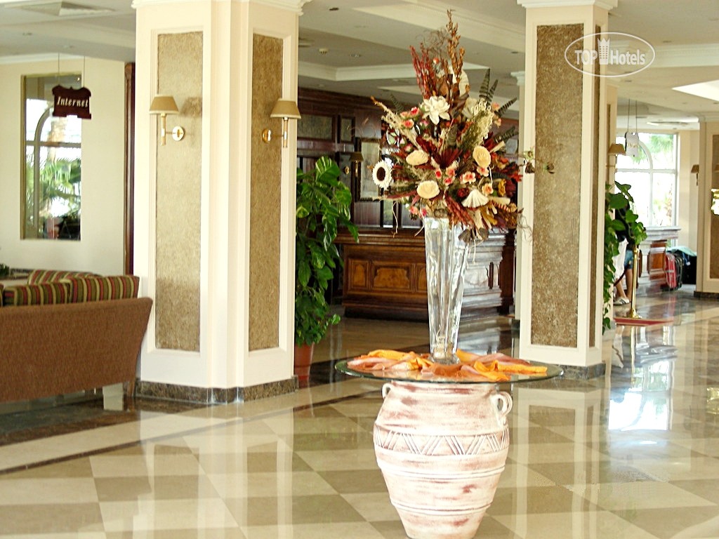 Отзывы об отеле Amarante Garden Palms Resort