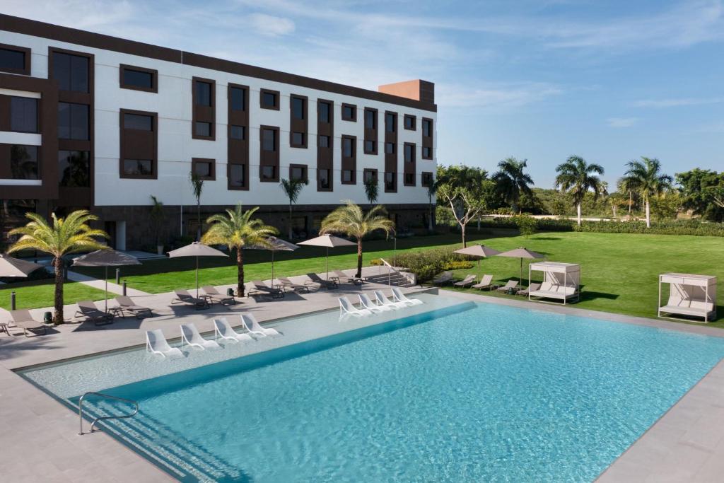 Ac Hotel By Marriott Punta Cana, фотографии территории