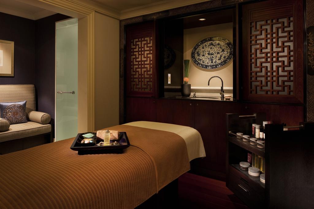 Горящие туры в отель The Peninsula Shanghai Шанхай