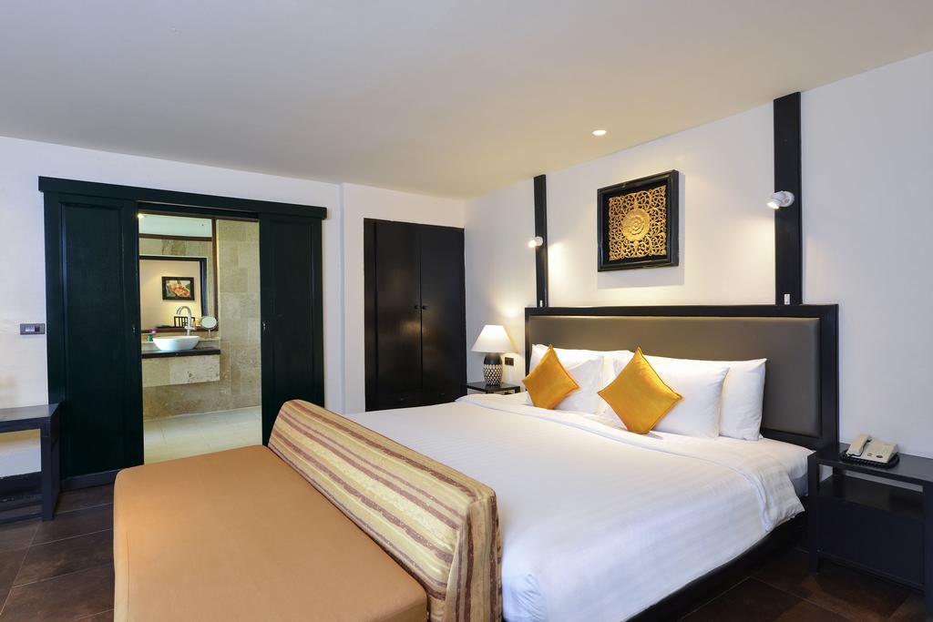 Отзывы гостей отеля Andaman White Beach Resort
