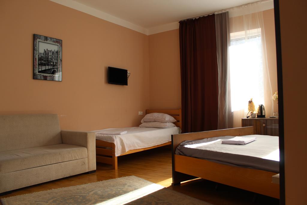 Цены в отеле Borjomi Aisi