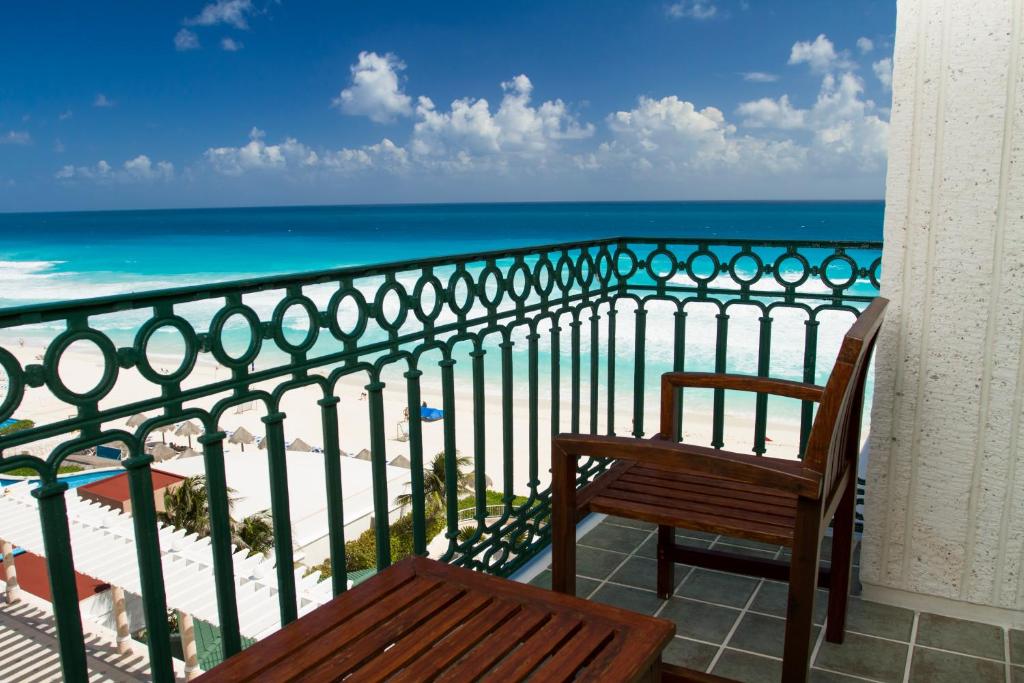 Туры в отель Sandos Cancun All Inclusive (ex. Sandos Cancun Luxury Expirience Resort)