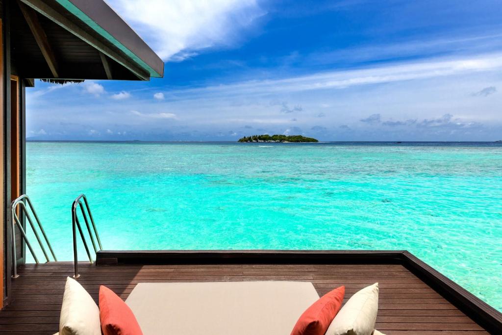 Відгуки про відпочинок у готелі, Sheraton Maldives Full Moon Resorts & Spa