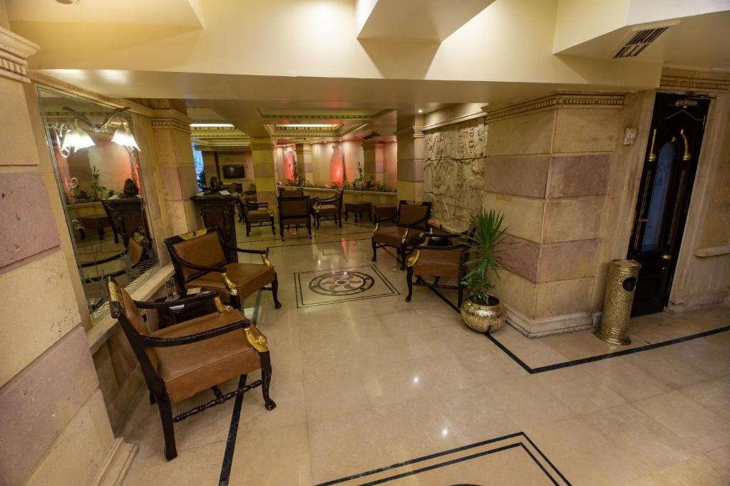 Zayed Hotel, Каир