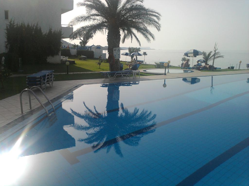 Ariadne Beach Hotel, Іракліон