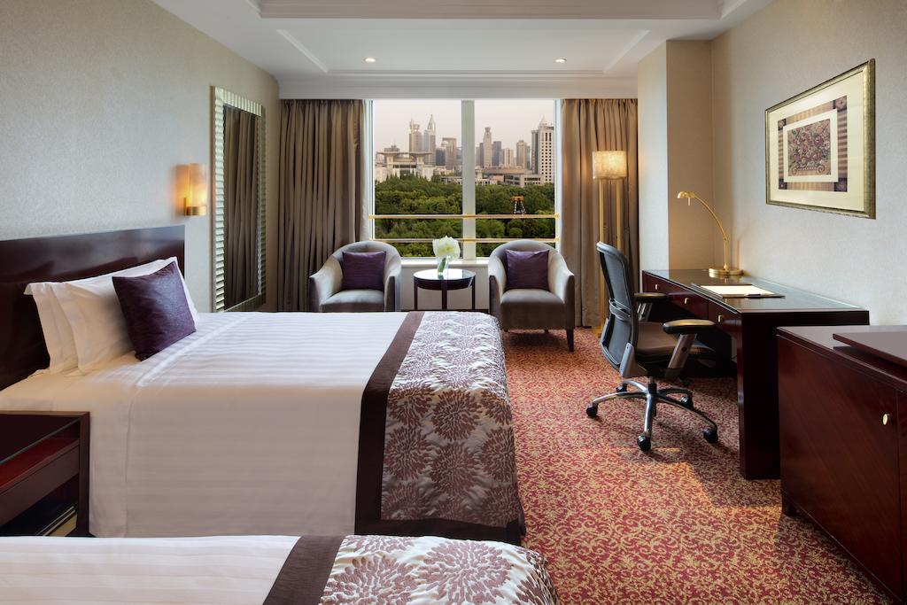 Горящие туры в отель Radisson Blu Hotel Shanghai New World Шанхай Китай