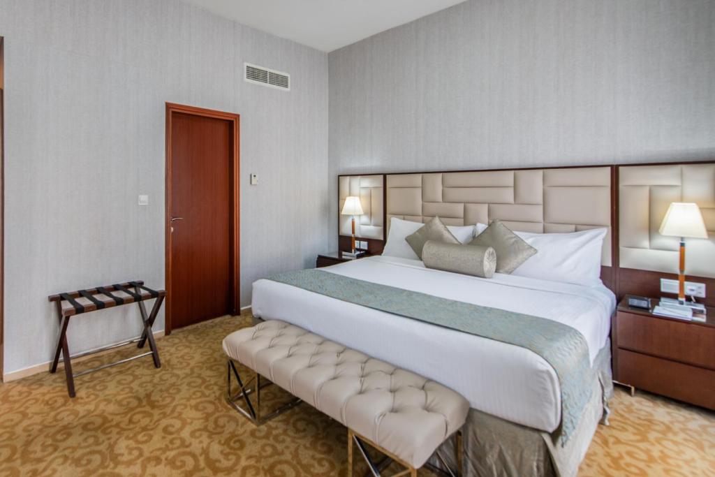 Дубай (пляжные отели) Suha Jbr Hotel Apartments цены