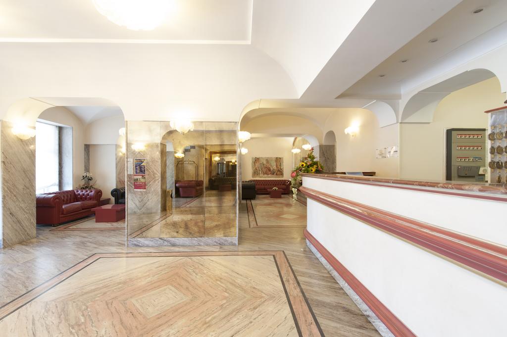 Горящие туры в отель Esplanade Пескара Италия