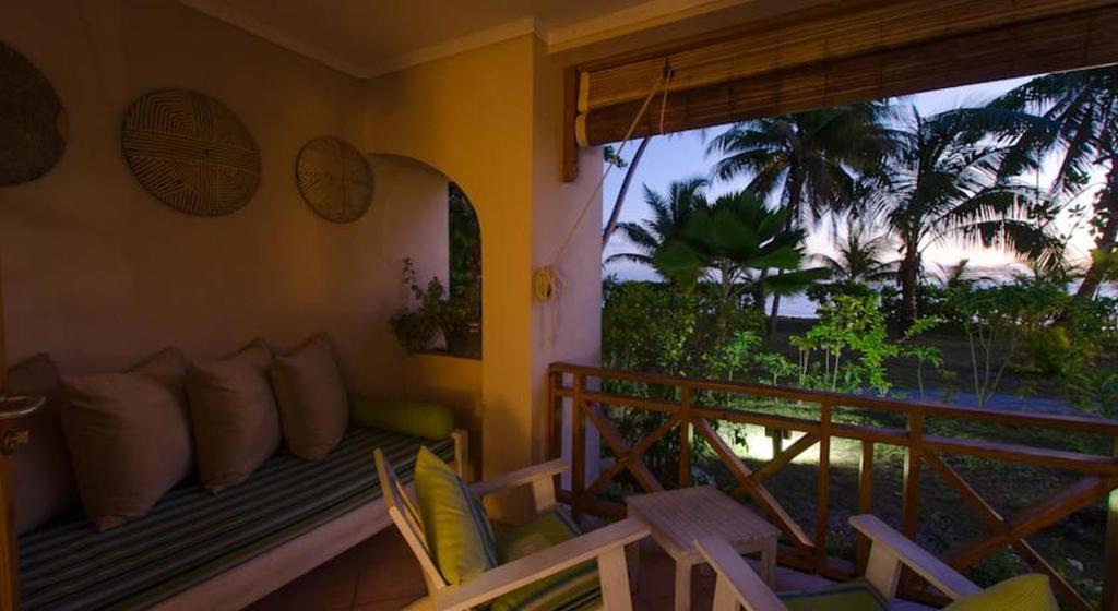 Горящие туры в отель Indian Ocean Lodge Праслин (остров) Сейшелы
