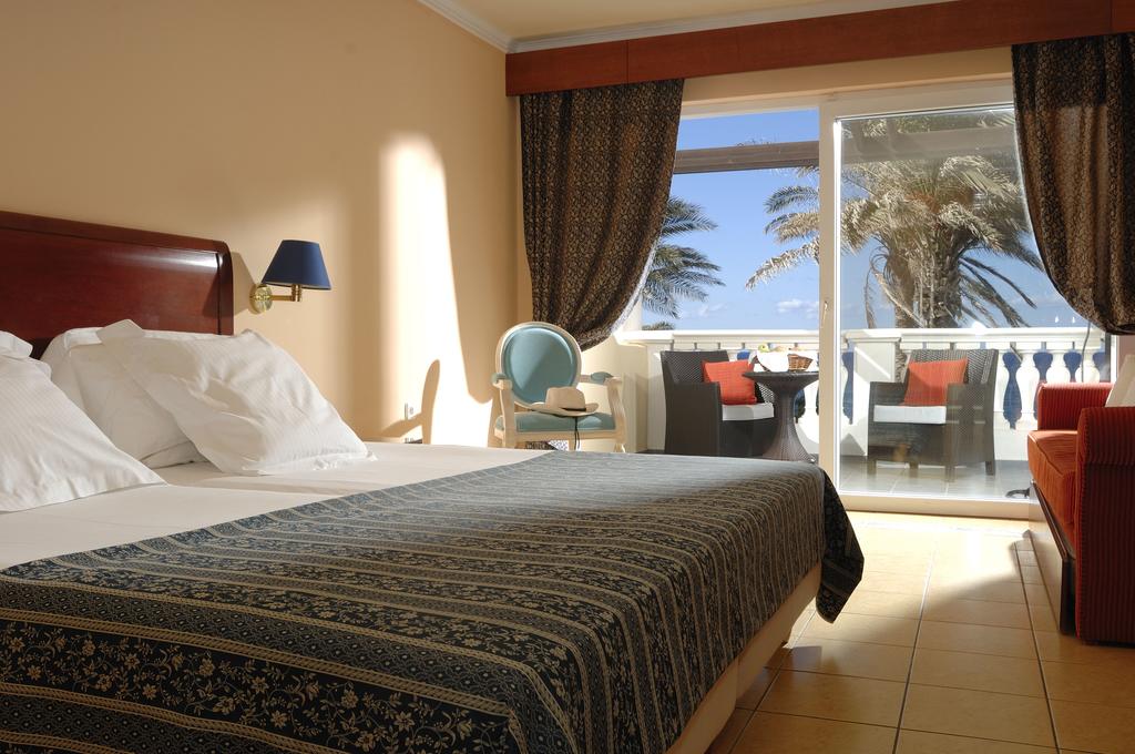 Radisson Blu Beach Resort Crete (ex. Minos Imperial), фото з відпочинку