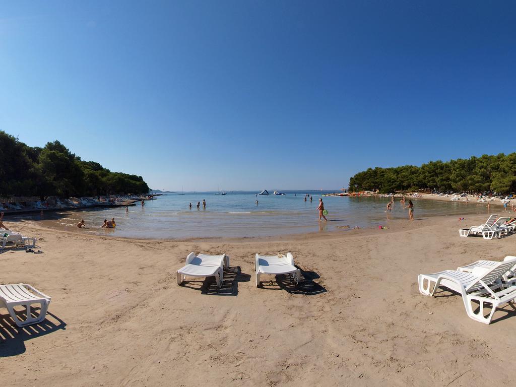 Pine Beach, Біоград-на-Мору, Хорватія, фотографії турів
