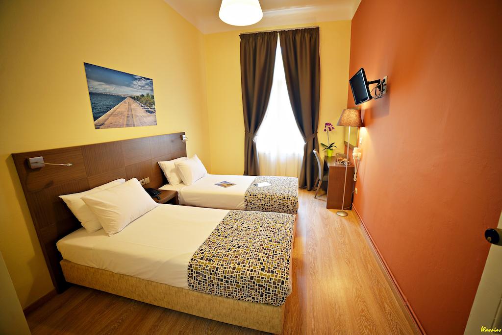 Orestias Kastorias Hotel, Салоніки ціни