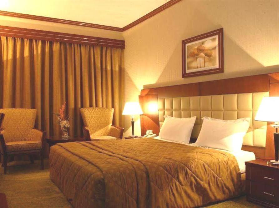 Відгуки гостей готелю Grand Central Hotel Dubai