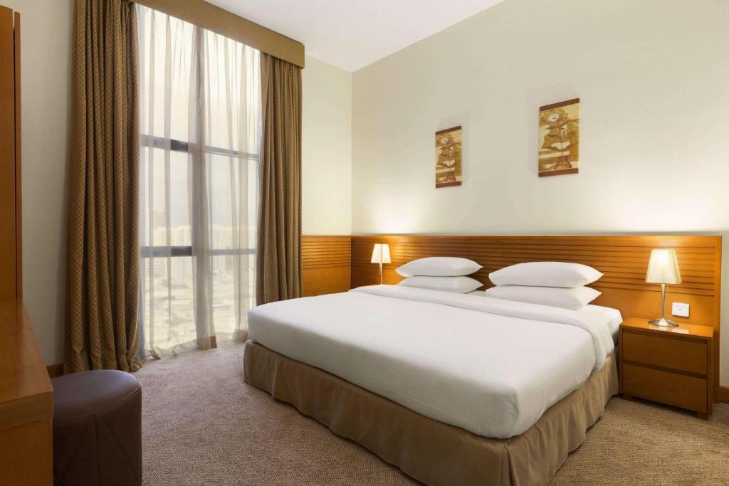 ОАЕ Ramada Hotel & Suites Ajman