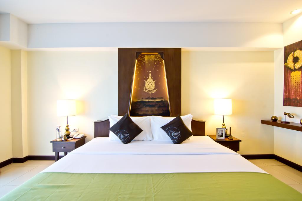 Цены в отеле Golden Sea Pattaya