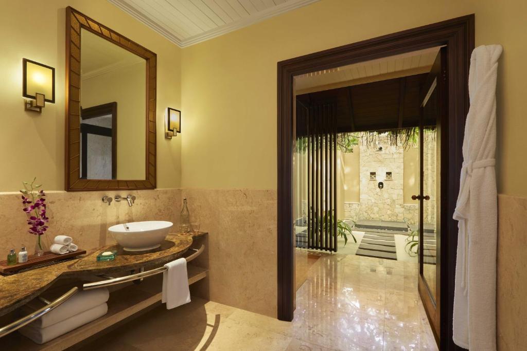 Hotel, Południowy Atol Male, Malediwy, Taj Exotica & Spa