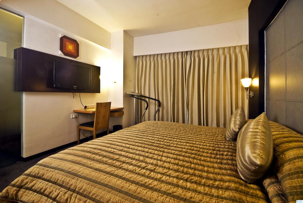 Горящие туры в отель Peninsula Grand Мумбаи Индия