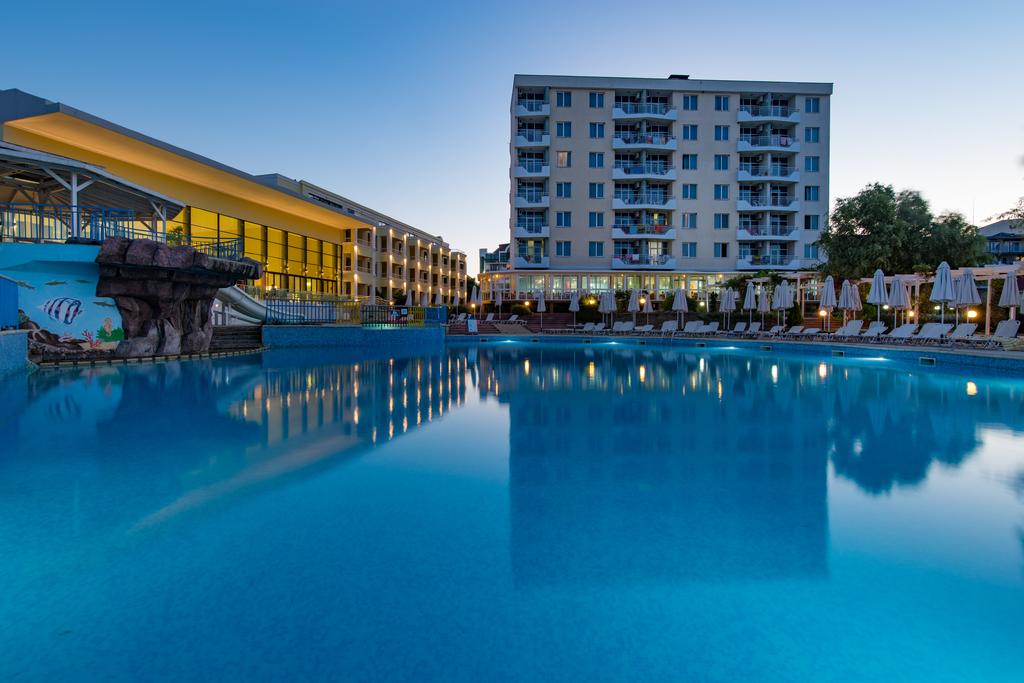 Горящие туры в отель Perla Beach Resort Приморско Болгария