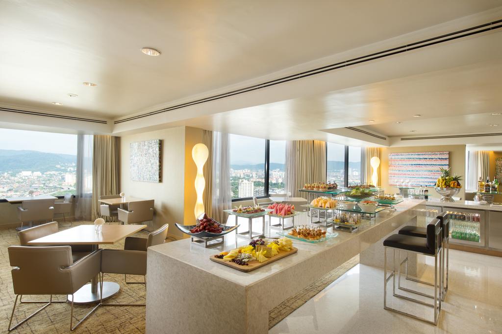 Тури в готель Doubletree by Hilton Куала Лумпур