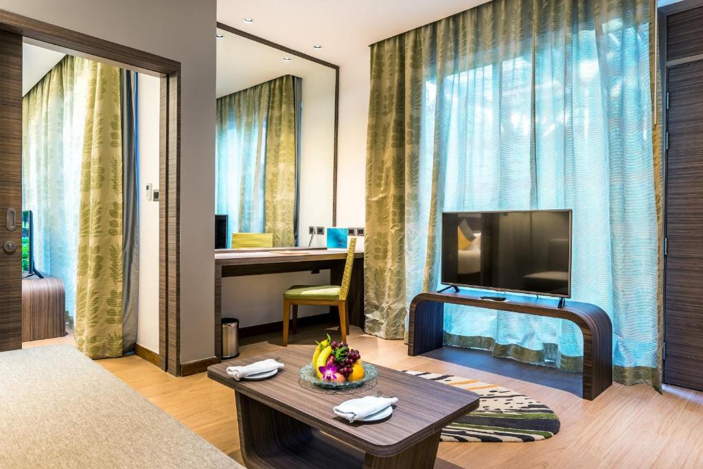 Отель, Holiday Inn Resort Phuket Karon Beach (ex. Destination Resorts Phuket Karon)