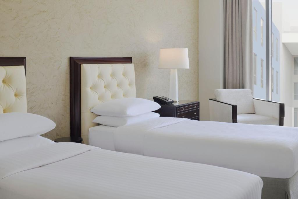 Джебель Али Delta Hotels by Marriott Dubai Investment Park цены