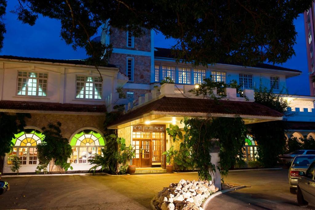 Protea Hotel Dar es Salaam Courtyard, Танзания, Занзибар (остров), туры, фото и отзывы