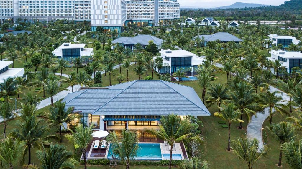 Отель, Вьетнам, Фу Куок (остров), Radisson Blu Resort Phu Quoc